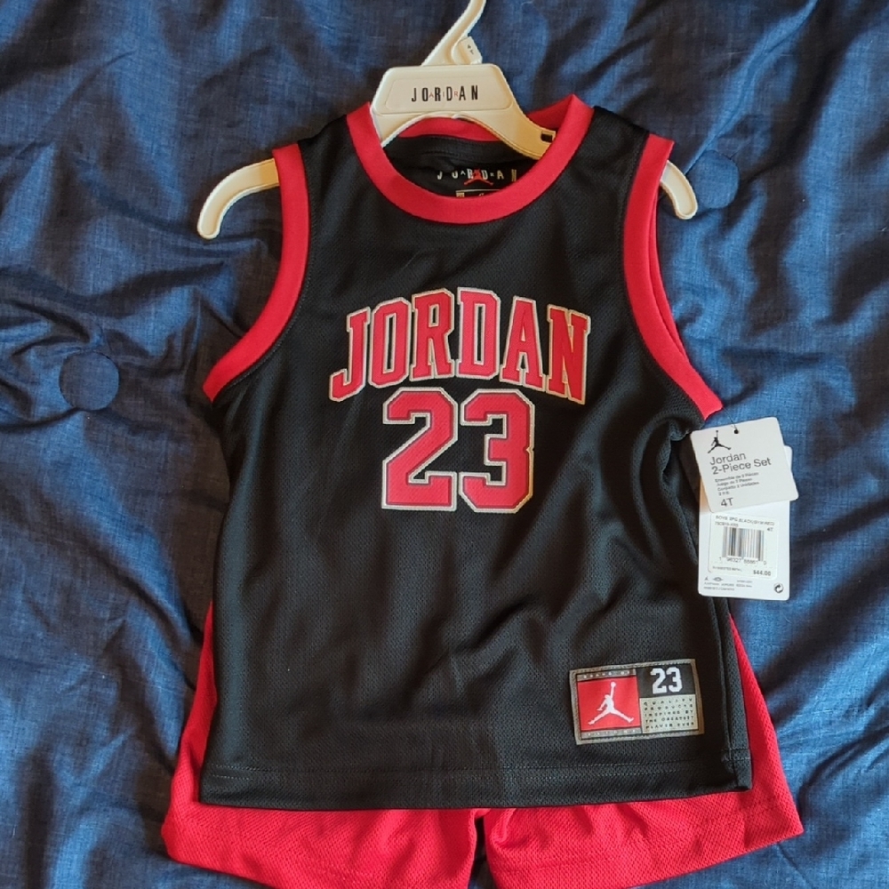 NWT Jordan Kids Black and Red Basketball Jersey And Shorts Set 4T